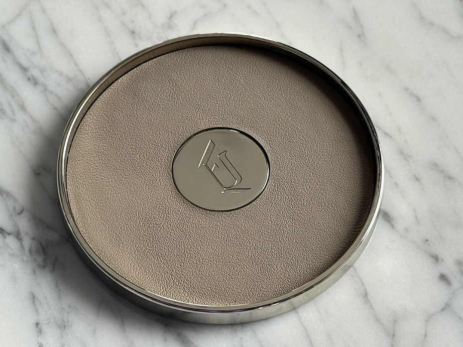 Набор премиальных костеров из натуральной кожи FURNITEK FG-418 (5шт) цвет серый