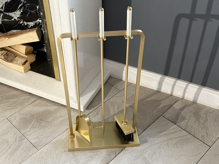 Каминный набор FURNITEK FG-05030 матовая латунь