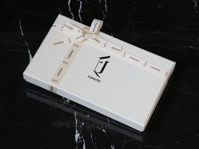 Картхолдер кожаный FURNITEK модель FG-04100811 в подарочной коробке