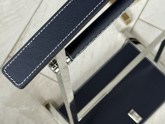 Напольная вешалка для одежды FURNITEK FG-094 из латуни и натуральной кожи античная латунь